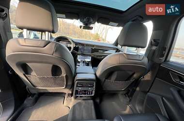 Позашляховик / Кросовер Audi Q7 2021 в 