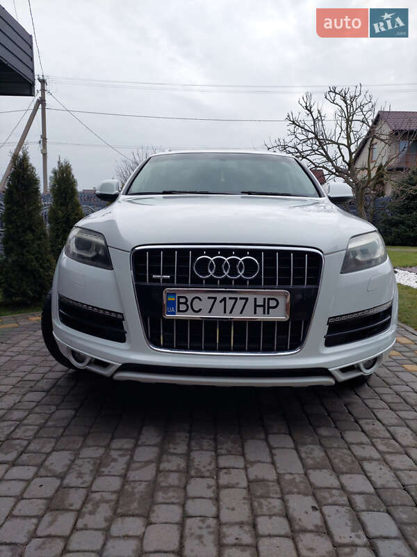 Внедорожник / Кроссовер Audi Q7 2012 в Червонограде