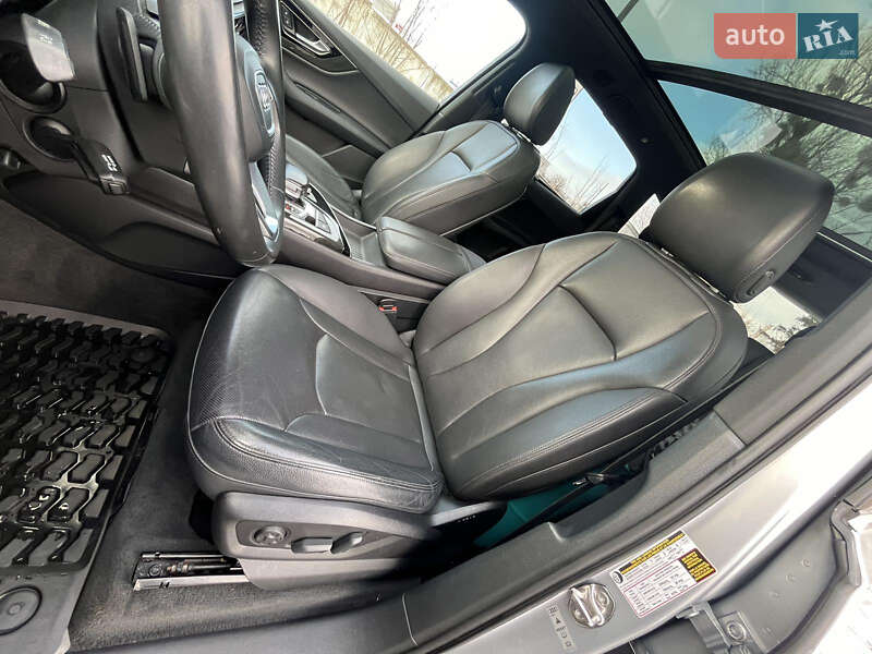 Внедорожник / Кроссовер Audi Q7 2018 в Ровно