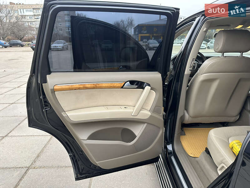 Внедорожник / Кроссовер Audi Q7 2009 в Кропивницком