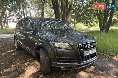 Внедорожник / Кроссовер Audi Q7 2010 в 