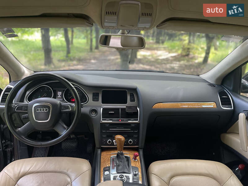 Позашляховик / Кросовер Audi Q7 2010 в Дніпрі фото 22 Позашляховик / Кросовер Audi Q7 2010 в Дніпрі