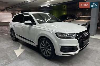 Позашляховик / Кросовер Audi Q7 2017 в Миколаївському