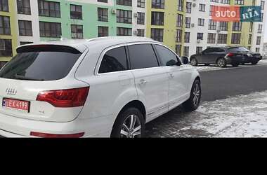 Позашляховик / Кросовер Audi Q7 2015 в Рівному