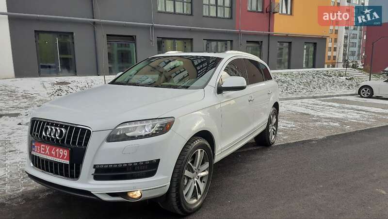 Позашляховик / Кросовер Audi Q7 2015 в Рівному