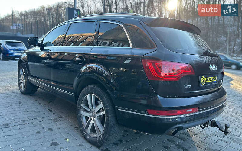 Внедорожник / Кроссовер Audi Q7 2012 в Черновцах