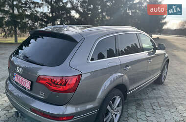 Внедорожник / Кроссовер Audi Q7 2014 в Дубно