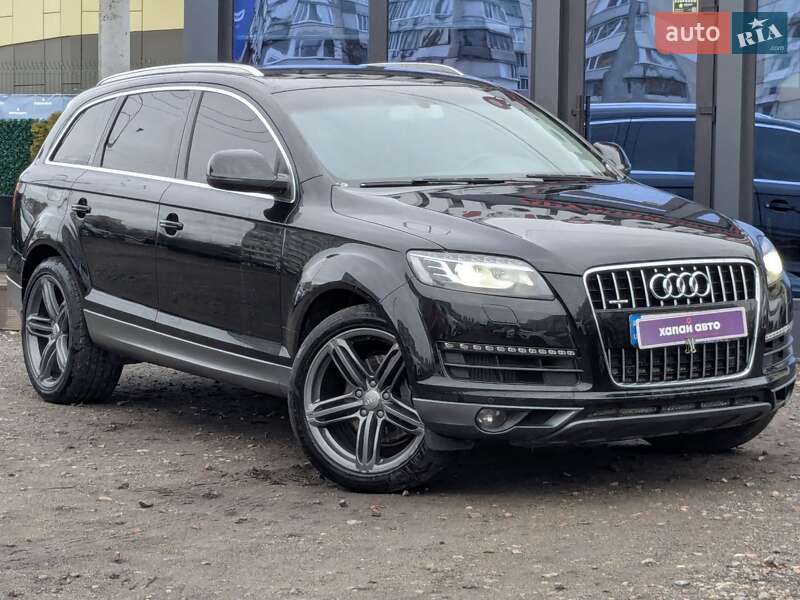 Позашляховик / Кросовер Audi Q7 2013 в Києві