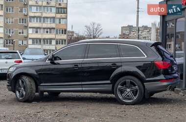 Внедорожник / Кроссовер Audi Q7 2013 в 