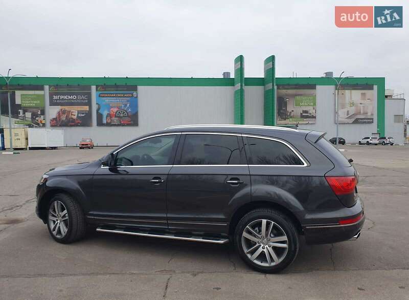Позашляховик / Кросовер Audi Q7 2013 в Миколаєві