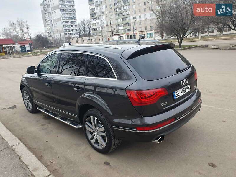 Позашляховик / Кросовер Audi Q7 2013 в Миколаєві