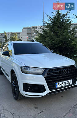 Позашляховик / Кросовер Audi Q7 2016 в Сумах