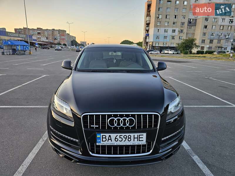 Внедорожник / Кроссовер Audi Q7 2013 в Кропивницком