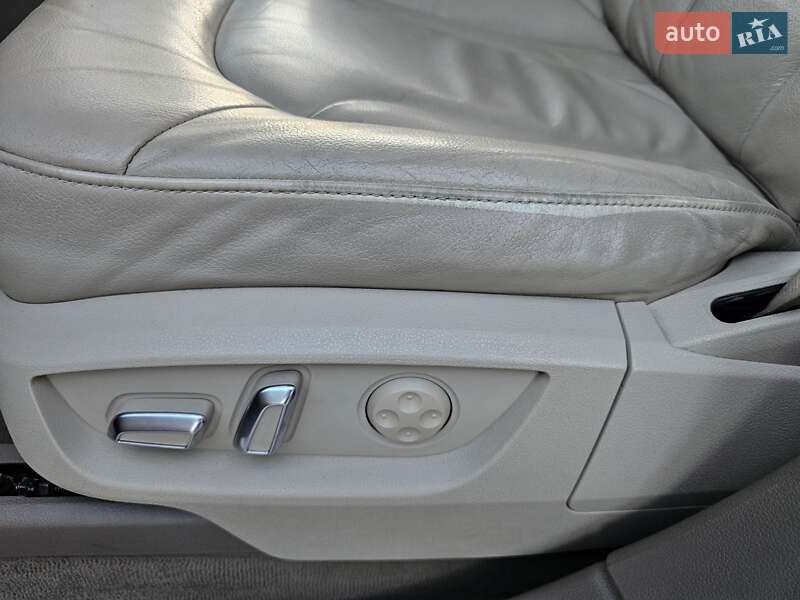 Внедорожник / Кроссовер Audi Q7 2013 в Кропивницком