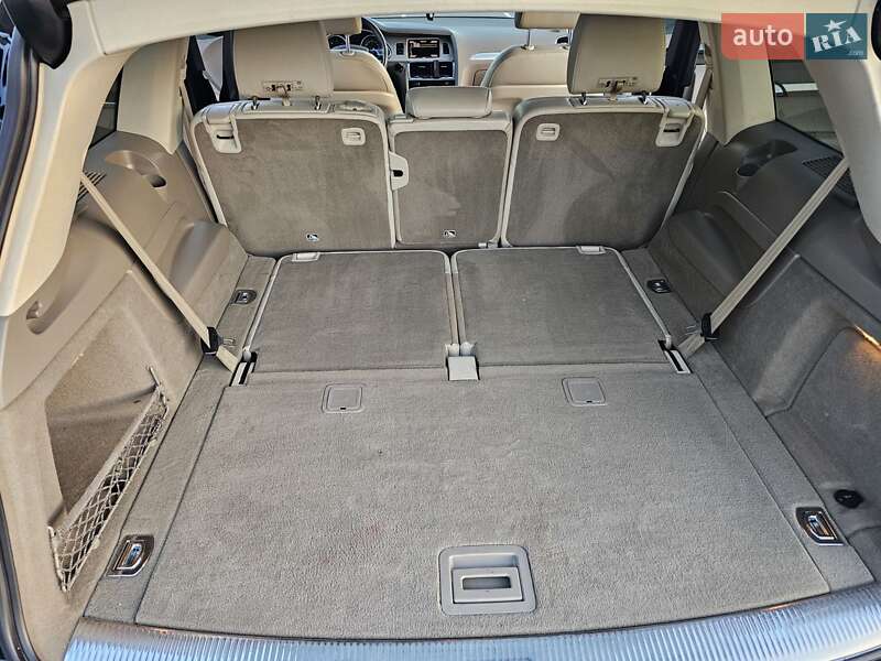 Внедорожник / Кроссовер Audi Q7 2013 в Кропивницком