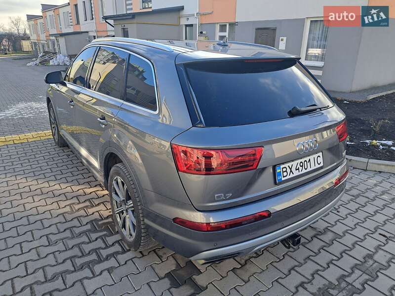 Позашляховик / Кросовер Audi Q7 2016 в Хмельницькому
