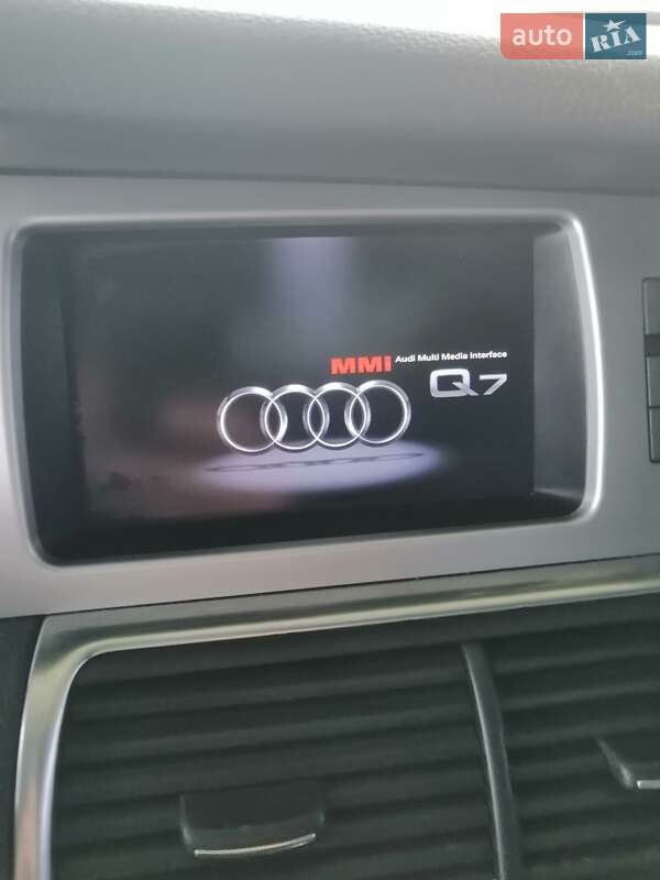 Внедорожник / Кроссовер Audi Q7 2013 в Луцке