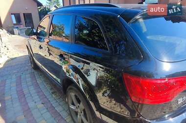 Внедорожник / Кроссовер Audi Q7 2015 в 