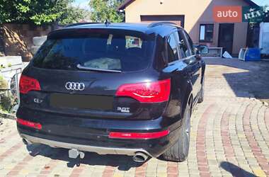 Внедорожник / Кроссовер Audi Q7 2015 в 