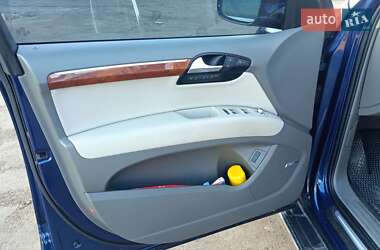 Позашляховик / Кросовер Audi Q7 2014 в 