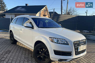 Внедорожник / Кроссовер Audi Q7 2013 в 