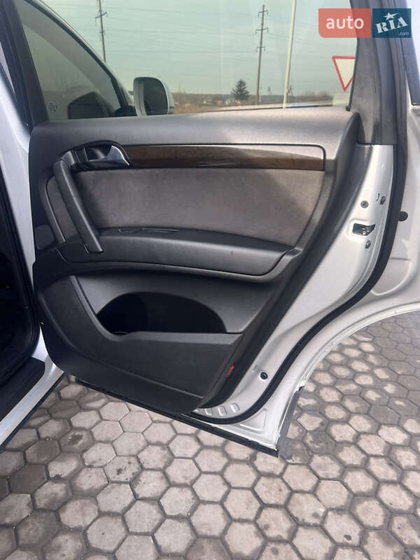 Позашляховик / Кросовер Audi Q7 2008 в Кременці