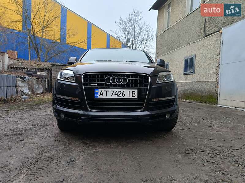 Внедорожник / Кроссовер Audi Q7 2007 в 