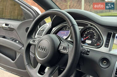 Позашляховик / Кросовер Audi Q7 2012 в Рівному