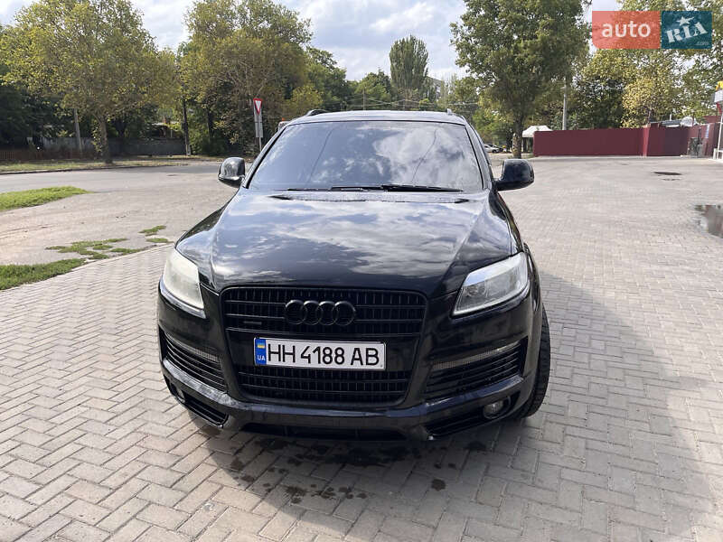 Позашляховик / Кросовер Audi Q7 2009 в Новоукраїнці