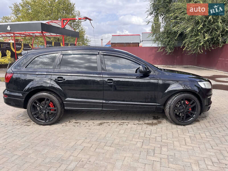 Позашляховик / Кросовер Audi Q7 2009 в Новоукраїнці