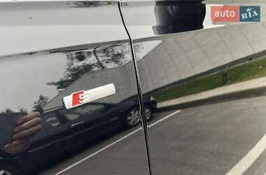 Внедорожник / Кроссовер Audi Q7 2015 в 