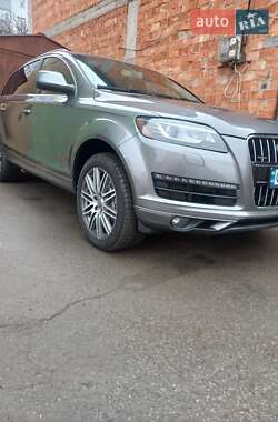 Внедорожник / Кроссовер Audi Q7 2009 в 