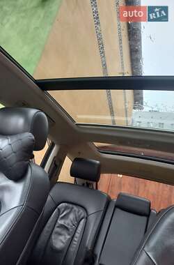 Внедорожник / Кроссовер Audi Q7 2009 в 