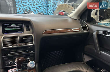 Внедорожник / Кроссовер Audi Q7 2012 в Киеве