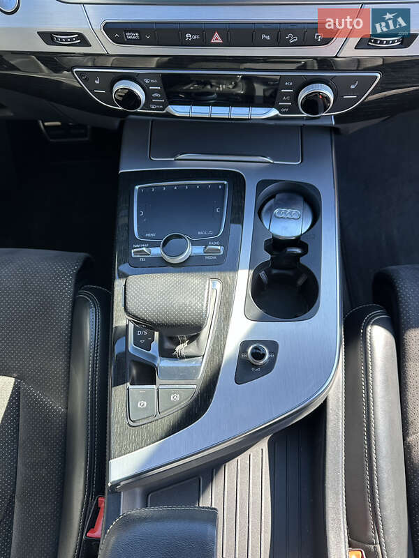 Внедорожник / Кроссовер Audi Q7 2016 в Днепре фото 5 Внедорожник / Кроссовер Audi Q7 2016 в Днепре