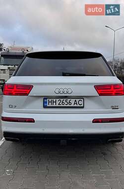 Внедорожник / Кроссовер Audi Q7 2016 в Одессе