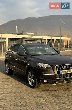 Внедорожник / Кроссовер Audi Q7 2013 в 