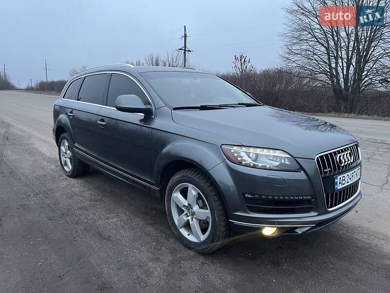 Позашляховик / Кросовер Audi Q7 2012 в Хмільнику