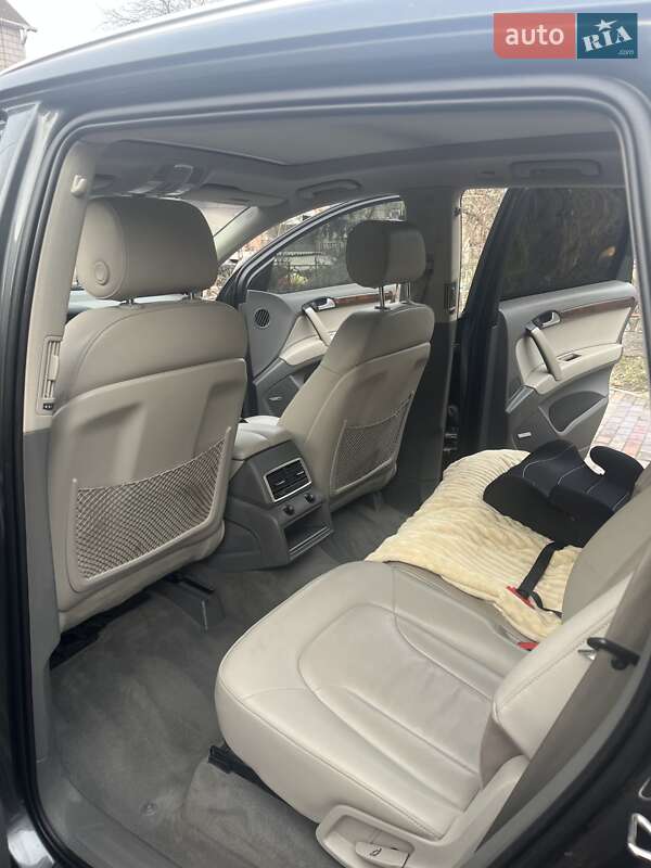 Внедорожник / Кроссовер Audi Q7 2012 в Хмельнике фото 25 Внедорожник / Кроссовер Audi Q7 2012 в Хмельнике