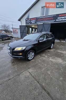 Внедорожник / Кроссовер Audi Q7 2007 в Кицмани