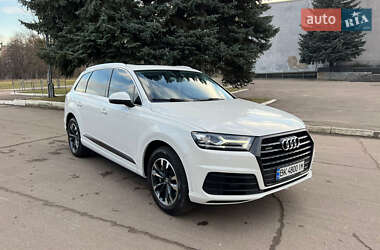 Позашляховик / Кросовер Audi Q7 2016 в Рівному