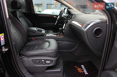 Внедорожник / Кроссовер Audi Q7 2013 в 