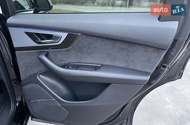 Внедорожник / Кроссовер Audi Q7 2019 в 