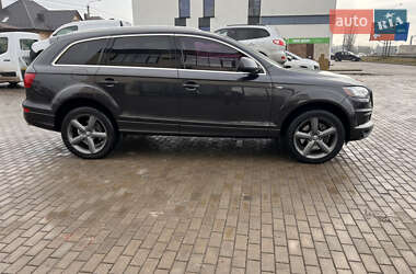Внедорожник / Кроссовер Audi Q7 2014 в 