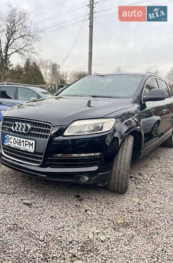 Позашляховик / Кросовер Audi Q7 2006 в 