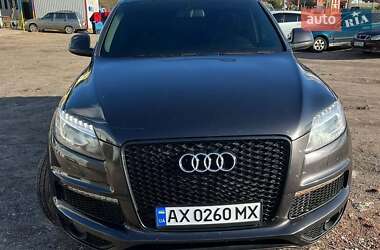 Позашляховик / Кросовер Audi Q7 2013 в Києві