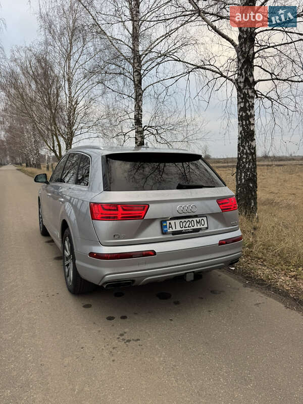 Позашляховик / Кросовер Audi Q7 2018 в Переяславі