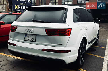 Внедорожник / Кроссовер Audi Q7 2019 в 
