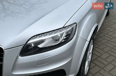 Внедорожник / Кроссовер Audi Q7 2012 в 