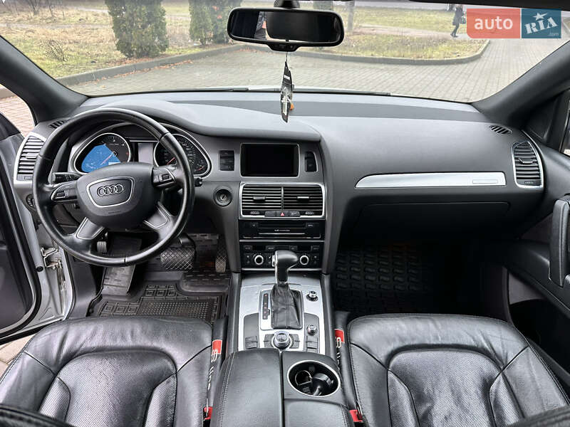 Позашляховик / Кросовер Audi Q7 2012 в Прилуках